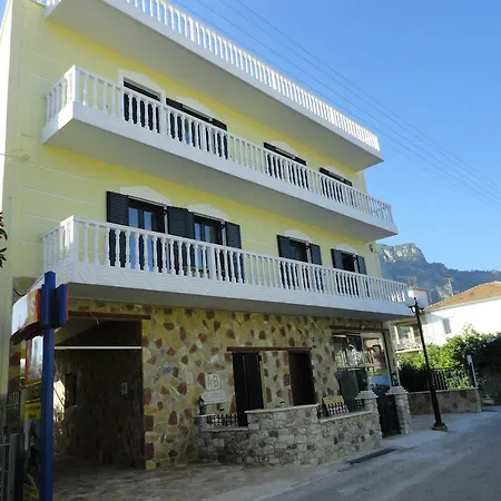 Aparthotel Suites Diakopto *